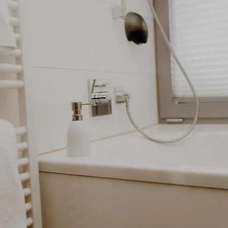 Weinblick & Weingut Grafinger Hotel