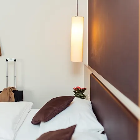 Weinblick & Weingut Grafinger *