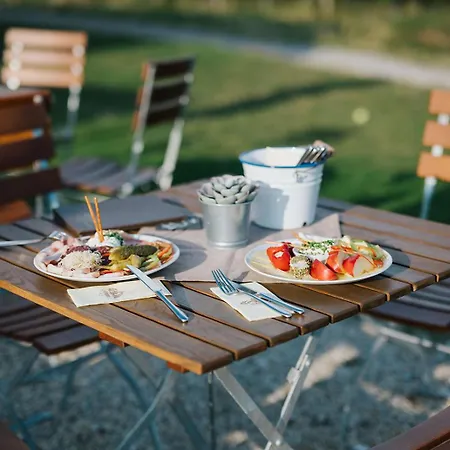 Weinblick & Weingut Grafinger Hotel *