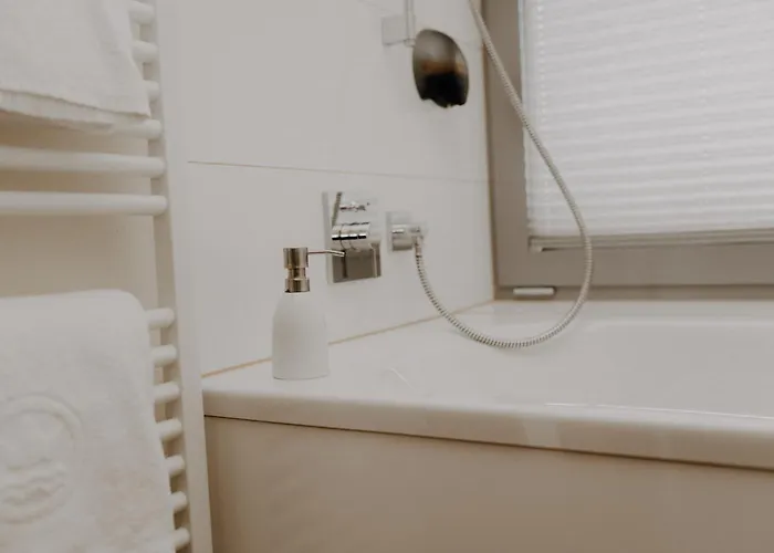 Weinblick & Weingut Grafinger Hotel