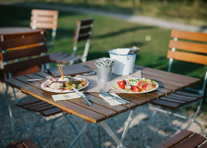 Weinblick & Weingut Grafinger Hotel *