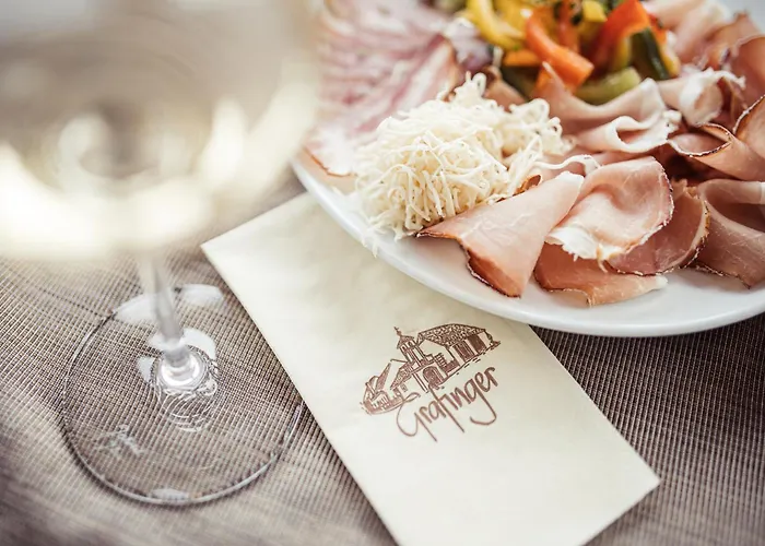 Hotel Weinblick & Weingut Grafinger Senftenberg